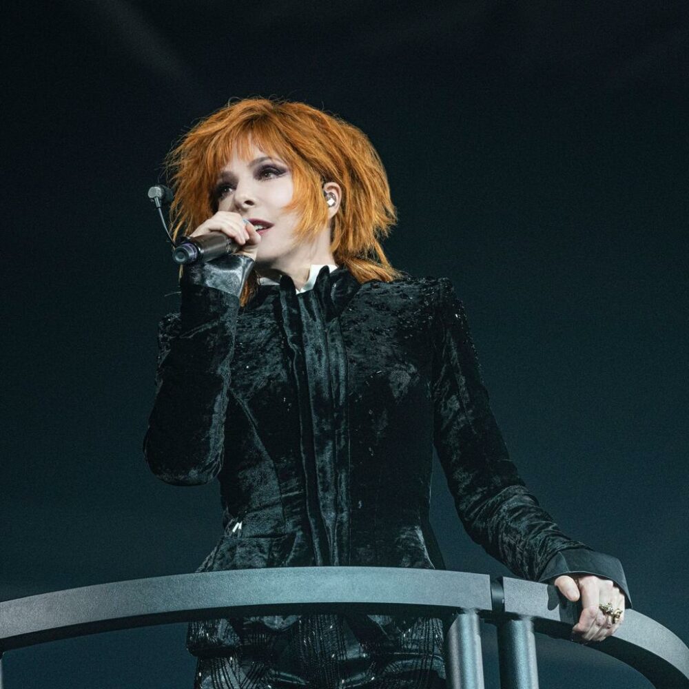 le marketing à l'envers de mylène farmer vu par Elaee recrutement et chasse de têtes création communication marketing et digital