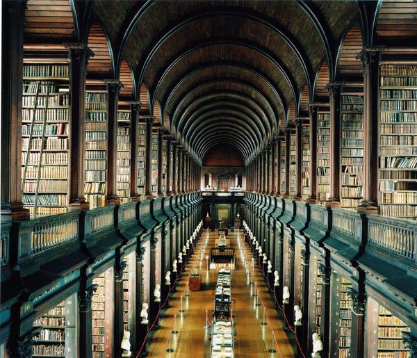 la bibliothèque qui a inspiré Harry Potter : Trinity College